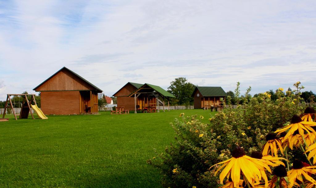 Ezmalas Rembate Buitenkant foto